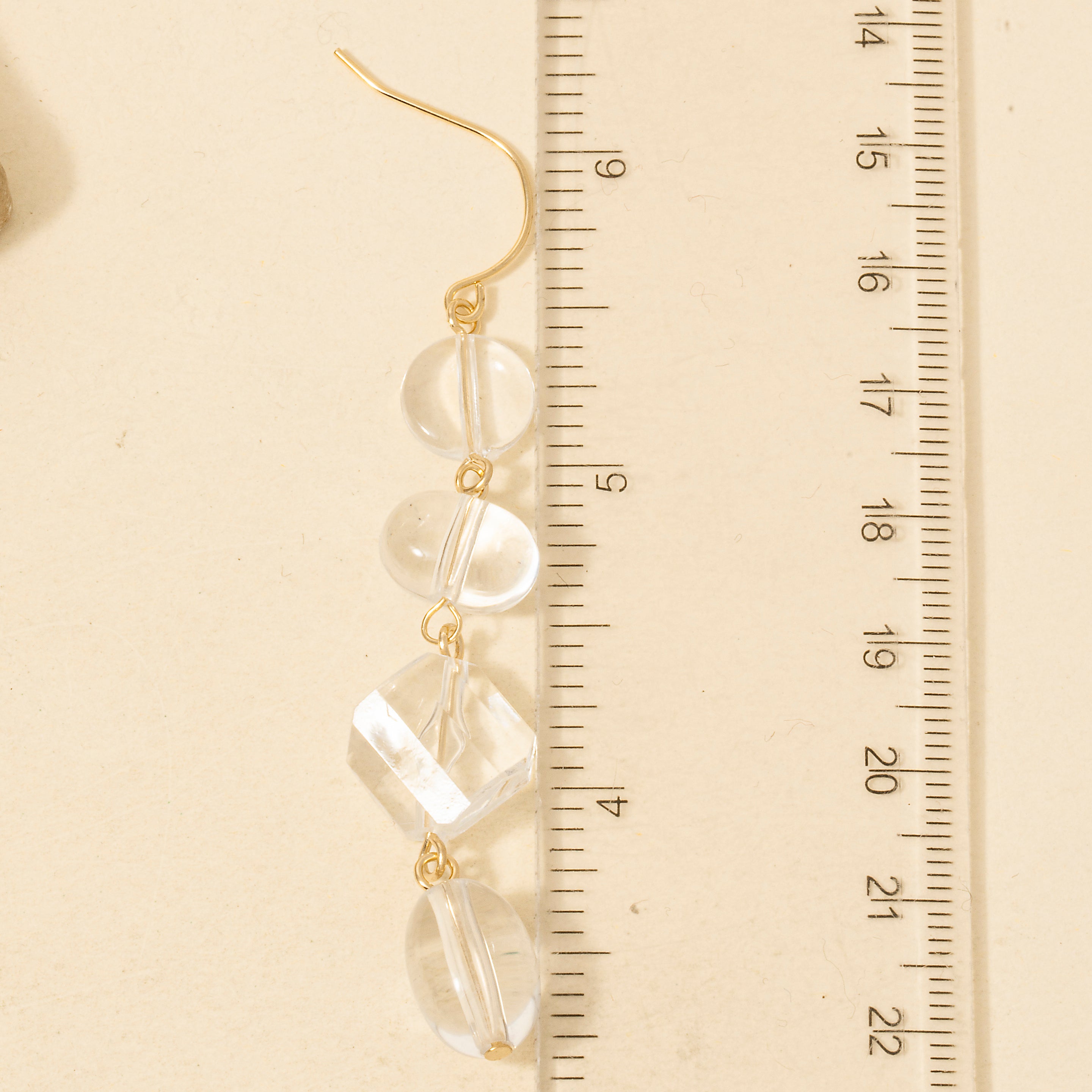 CLEAR ACRYLIC DANGLE EARRINGS