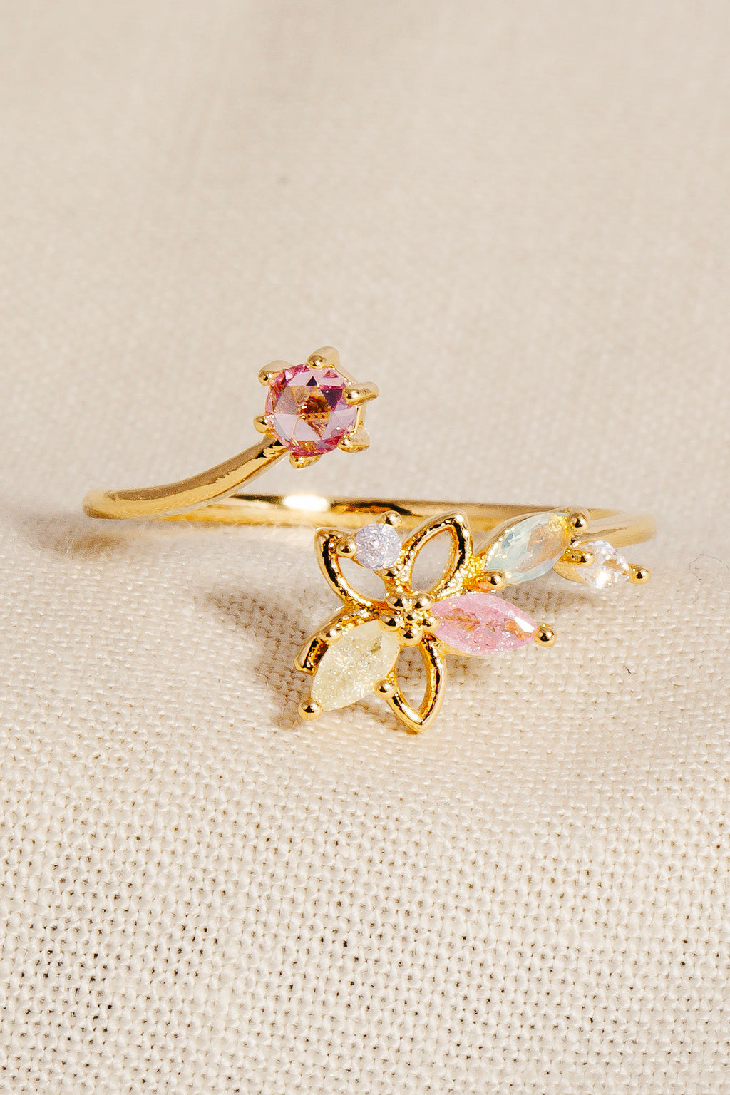 GOLD FLOWER RHINESTONE RING