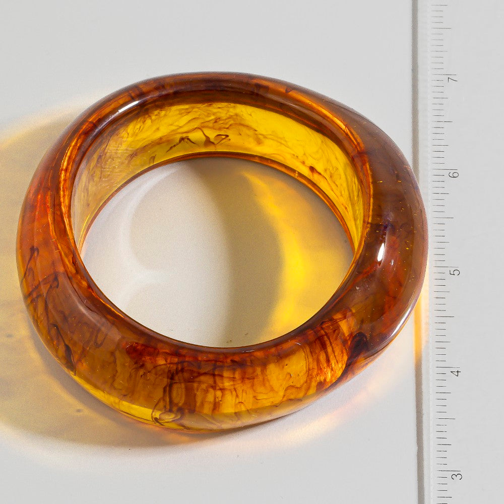 BROWN ACRYLIC BANGLE BRACELET