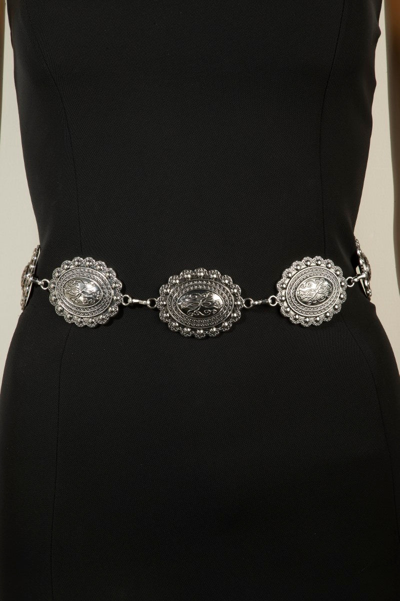 SILVER CONCHO CHAIN BELT