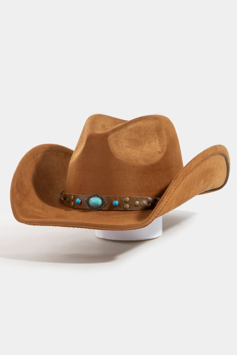 BROWN COWBOY HAT WITH BAND DETAIL