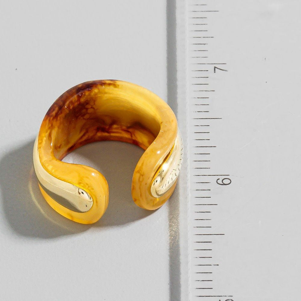 RESIN BROWN RING