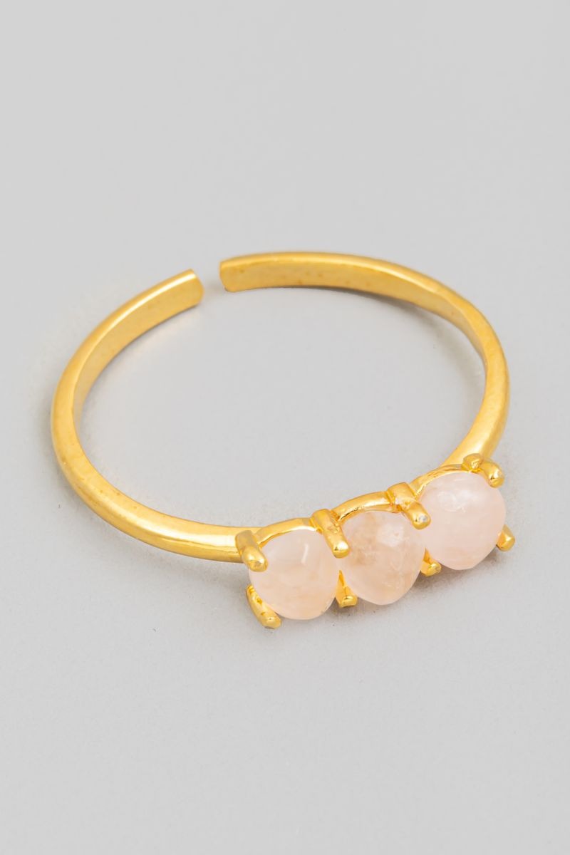 GOLD THREE STONE RING